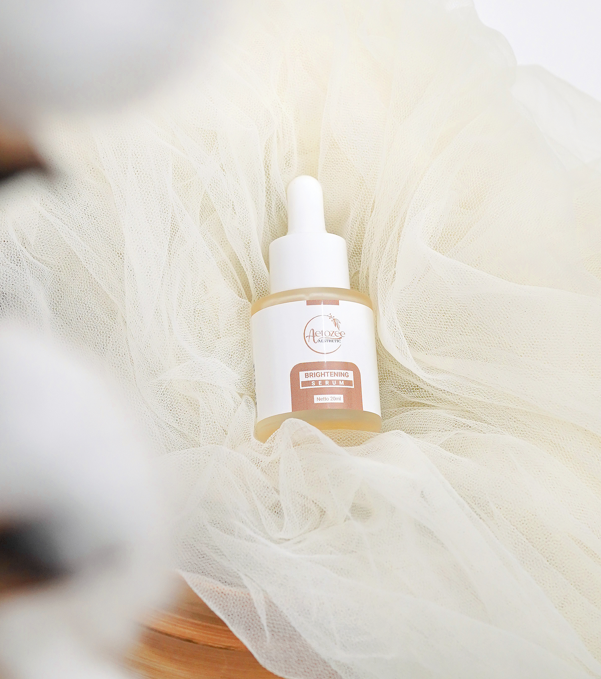 Aetozee Brightening Serum